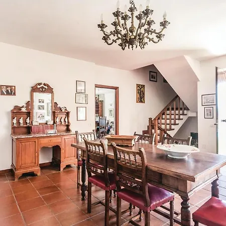 1 Apartment